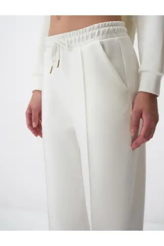 Beyaz Yüksek Bel Dar Paça Cepli Jogger Pantolon-Beyaz - 5