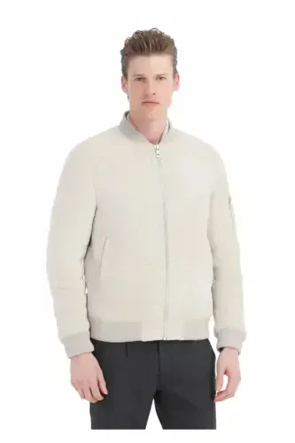 Бежевая кожаная куртка - 3