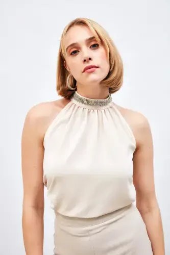 Безрукавка с аксессуаром на воротнике - БЕЖЕВЫЙ - 4