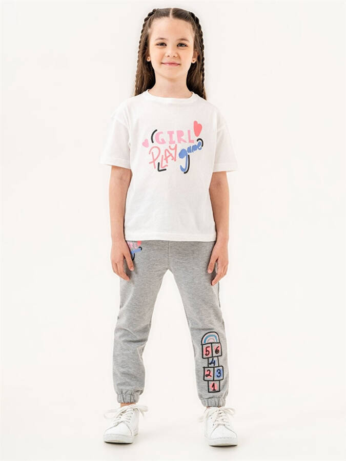 Bicycle Neck Girl Baby T-Shirt and Sweatpants - 4