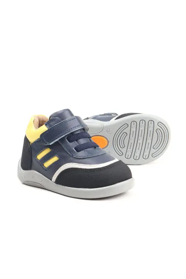 Birinchi qadam o'g'il bolalar ortopedik poyafzallari. Birinchi qadam o'g'il bolalar qishki poyafzallari. - 4