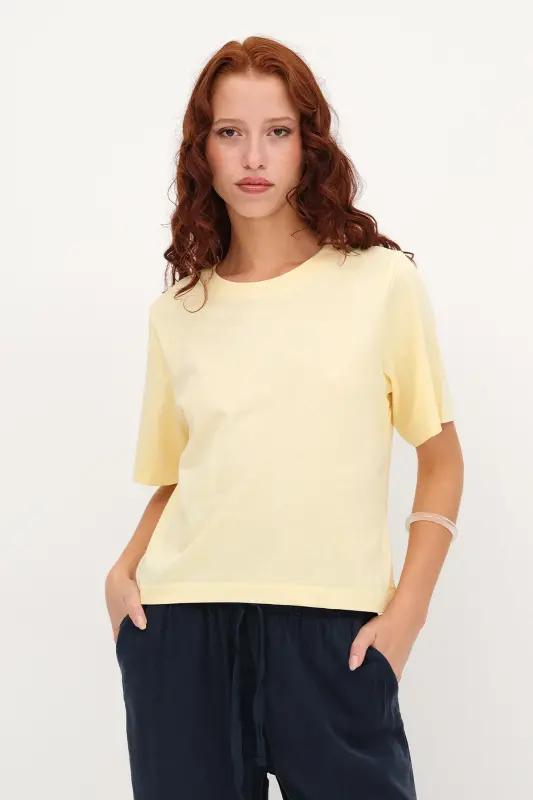 Bisiklet Yaka Basic T-shirt P1002-E8-A.Sarı - 1