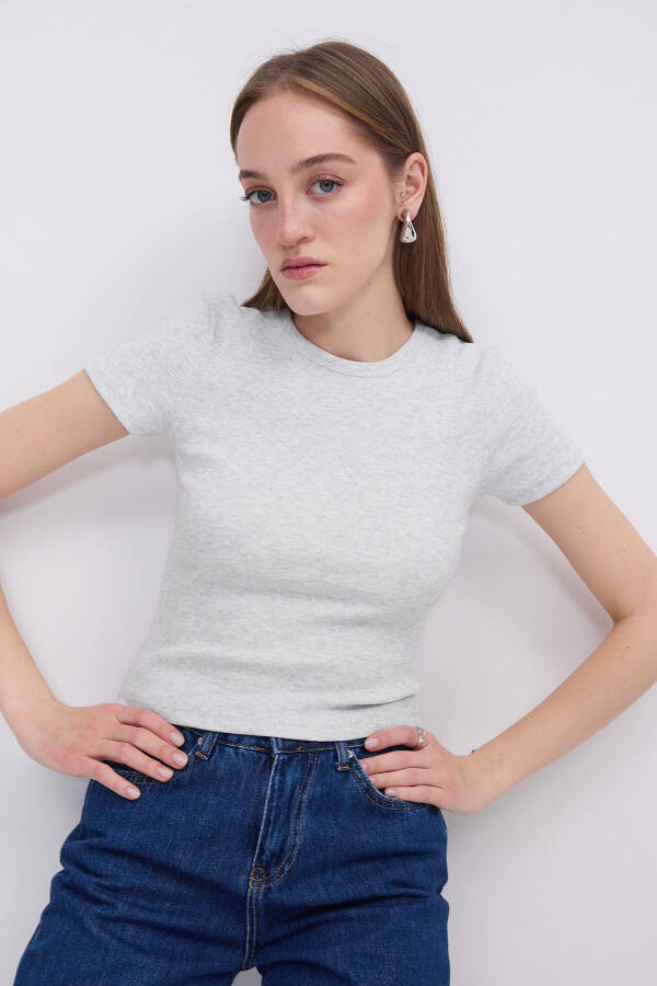 Bisiklet Yaka Basic T-shirt P13343-U6 - 2