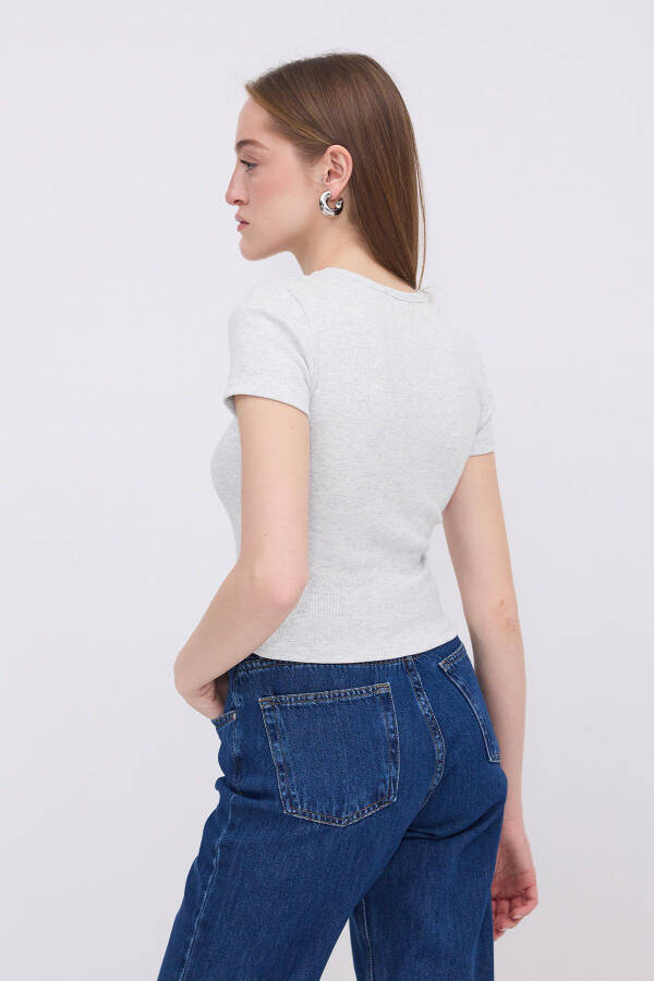 Bisiklet Yaka Basic T-shirt P13343-U6 - 5