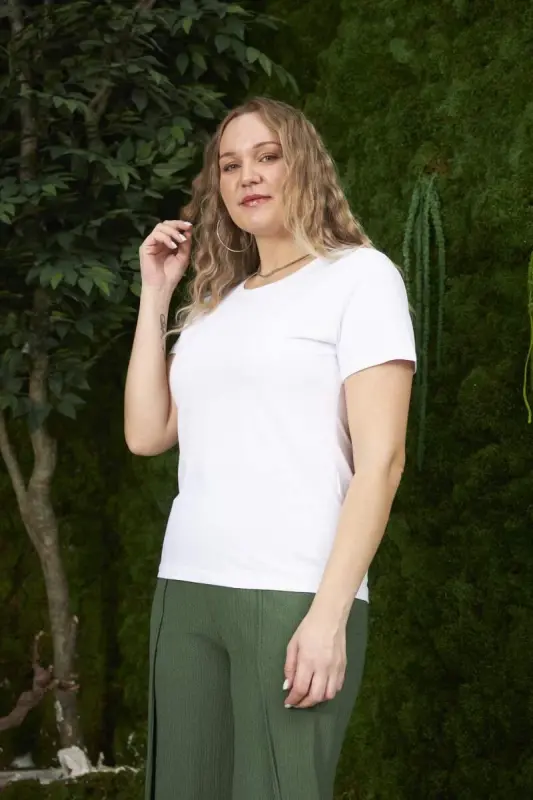 Bisiklet Yaka Büyük Beden Beyaz Tişört - 3