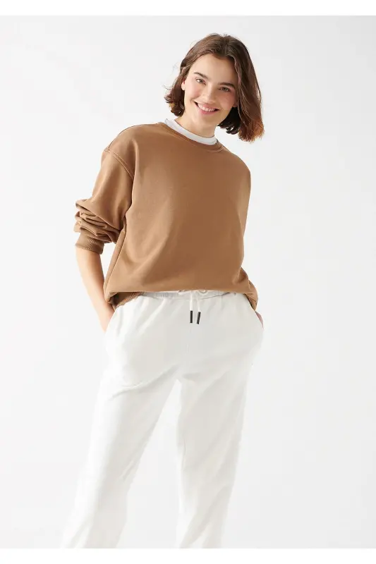 Bisiklet Yaka Kahverengi Basic Sweatshirt 1610198-71575-Kahverengi - MAVI