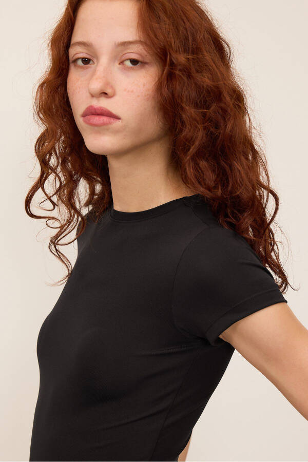 Bisiklet Yaka Kısa Kollu Bodysuit Z24-0043-H8 - Siyah - 3