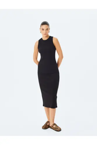 Bisiklet Yaka Kolsuz Slim Fit Midi Kalem Elbise - Siyah - 3