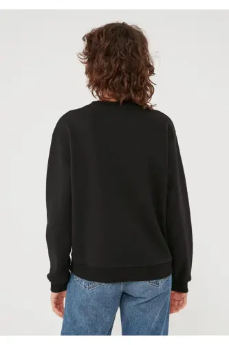 Bisiklet Yaka Siyah Basic Sweatshirt 1610198-447-Siyah - 4