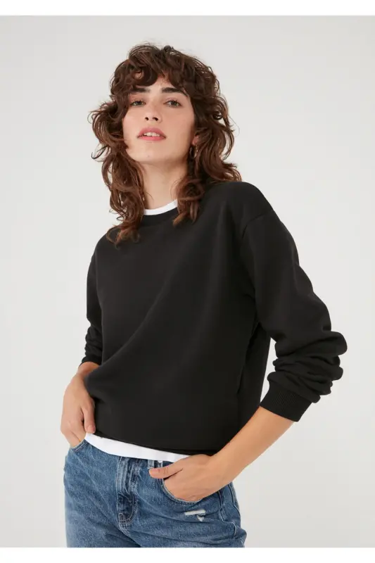 Bisiklet Yaka Siyah Sweatshirt 8816126-900 - Siyah-900 - 1