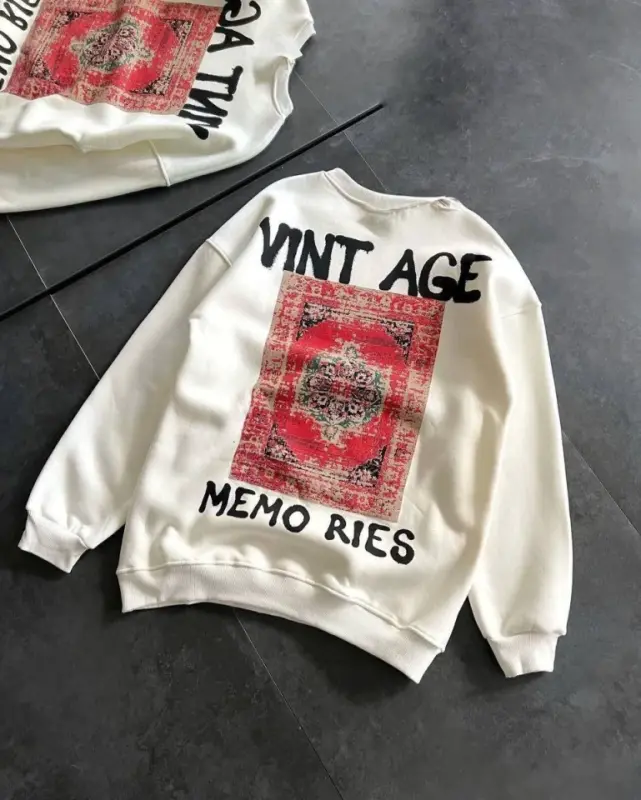 Bisiklet Yaka Üç İplik Baskılı Oversize SweatShirt - Beyaz - BÜYÜKBEDENIZ