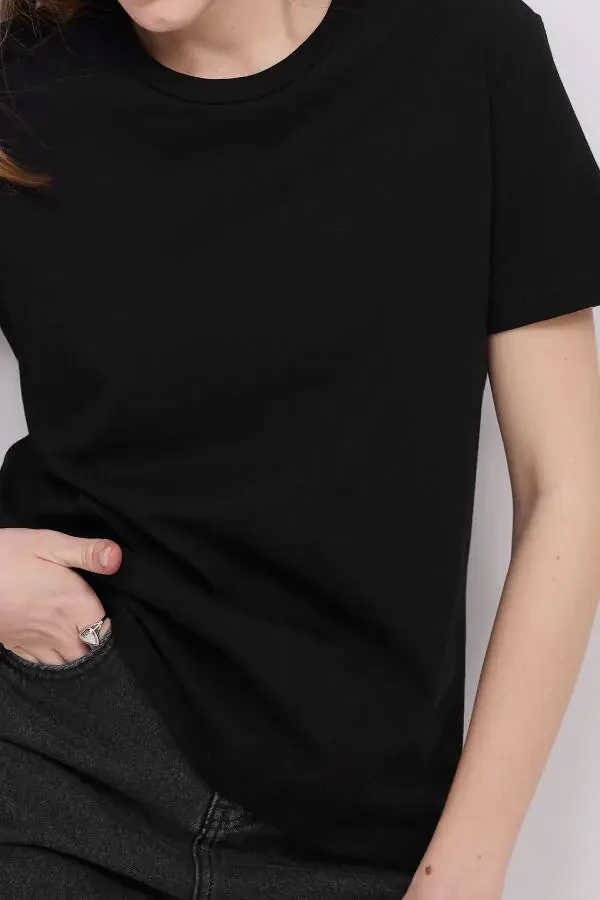 Biskvit Yaka Basic Futbolka P4322-Qora - 2