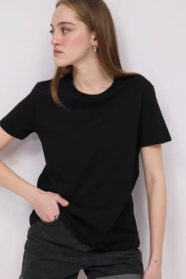 Biskvit Yaka Basic Futbolka P4322-Qora - 6