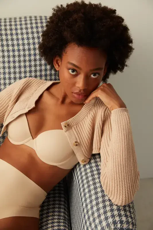 Бюстгальтер телесного цвета Daylift на косточках без наполнителя-L - PENTI