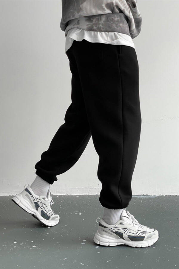 Black 3 Thread Fleece Sweatpants - 2