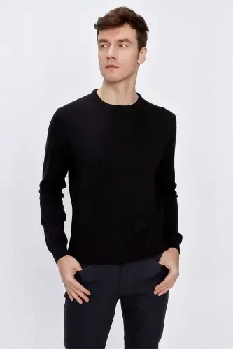 Black Basic Dynamic Fit Comfort Fit Crew Neck Knitted Sweater - 2
