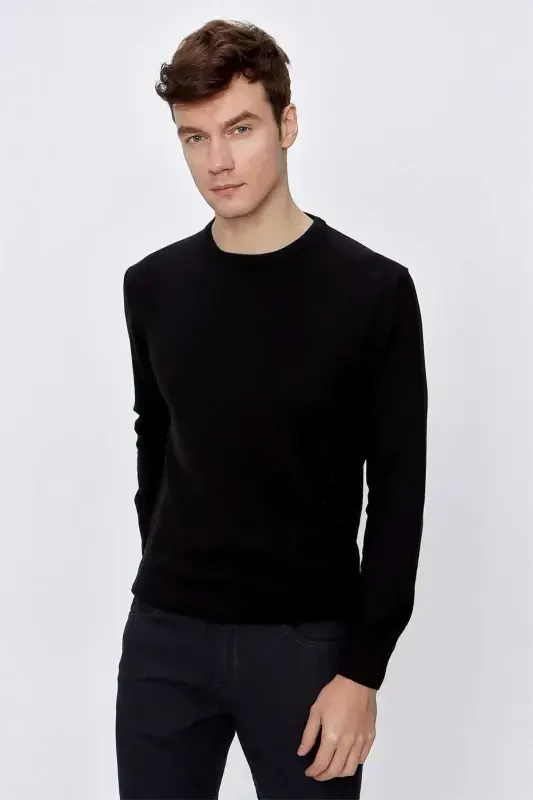 Black Basic Dynamic Fit Comfort Fit Crew Neck Knitted Sweater - 4
