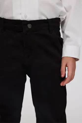 Black boys' pants with elastic waistband and pleated detail - 6