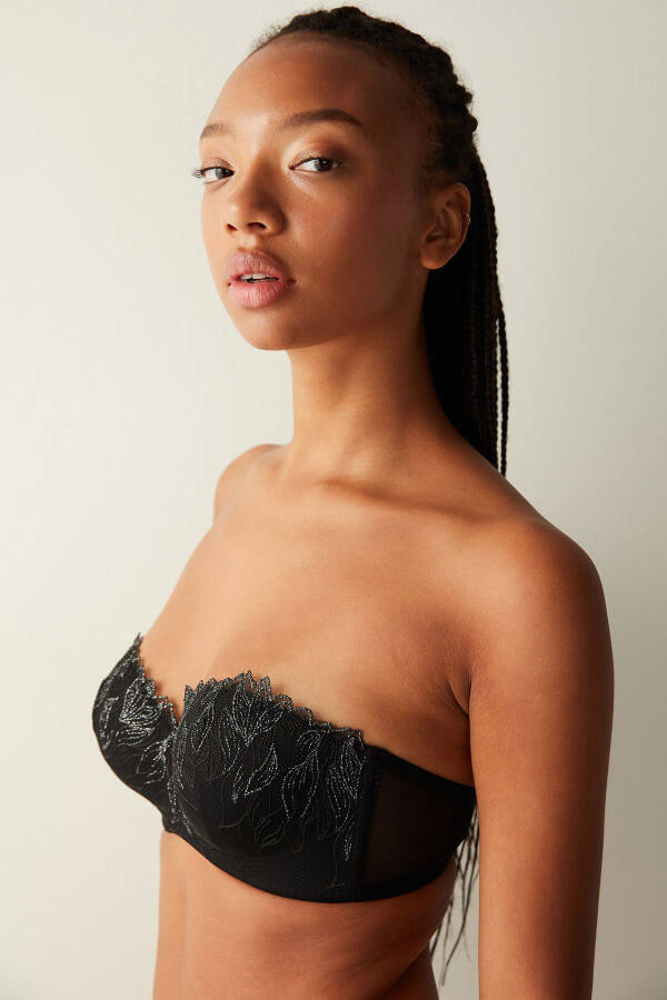 Black Bra with Lotus Embroidery Detail - 16