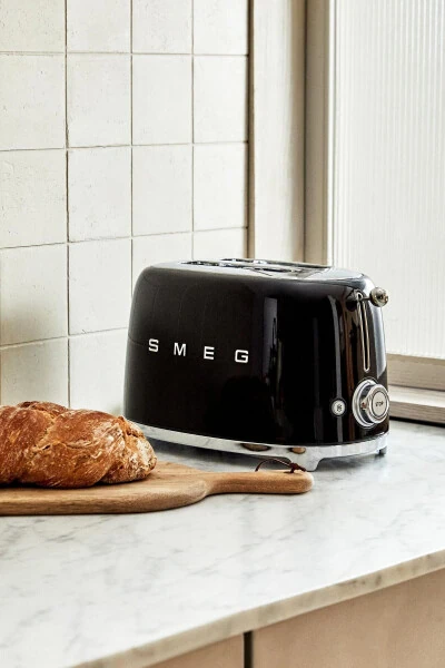 Black Bread Toaster 2x1 - SMEG (1)