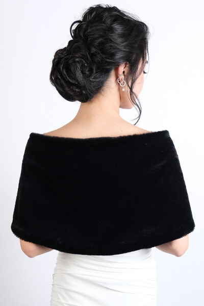 Black Bridal Fur with Brooch - 2