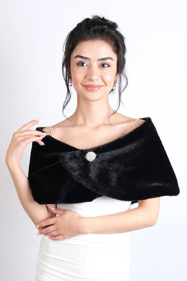 Black Bridal Fur with Brooch - 6