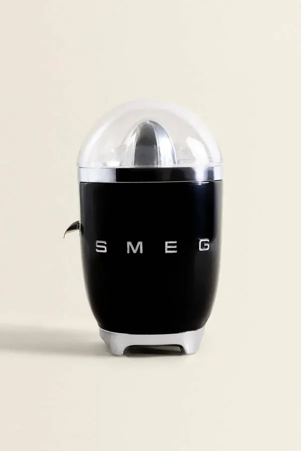 Black citrus juicer - 5