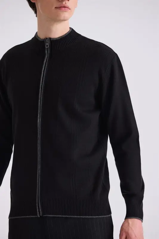 Black Classic Fit Plain Zippered Stand Collar Knitted Cardigan - 3