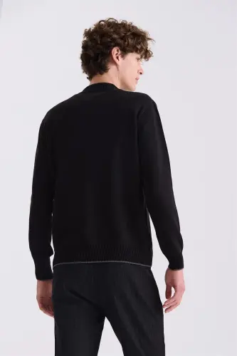 Black Classic Fit Plain Zippered Stand Collar Knitted Cardigan - 4
