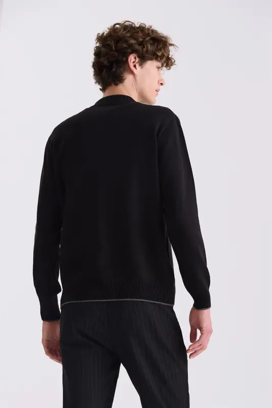 Black Classic Fit Plain Zippered Stand Collar Knitted Cardigan - 4
