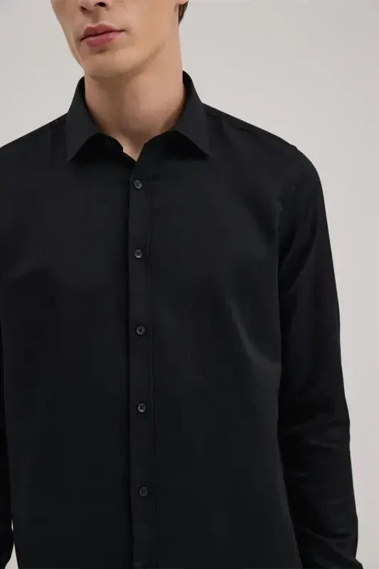 Black Comfort Fit Button-Down Collar Cotton Blend Shirt - 3