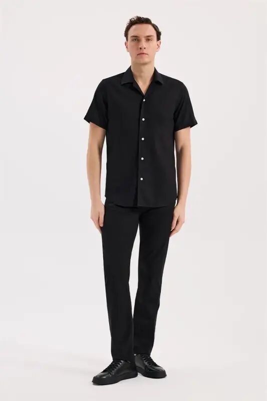 Black Comfort Fit Classic Collar Short Sleeve Shirt - 2