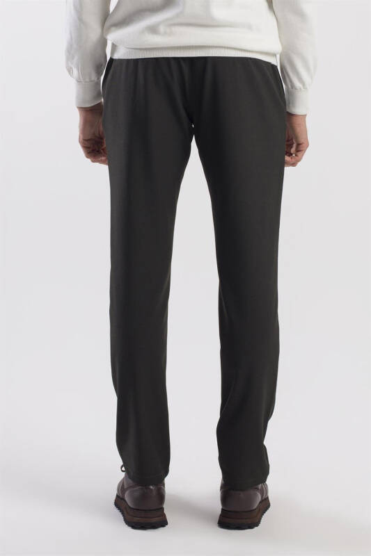 Black Comfort Fit Double Front Pleated Cargo Pants - 4