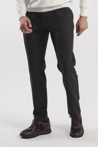 Black Comfort Fit Double Front Pleated Cargo Pants - 3
