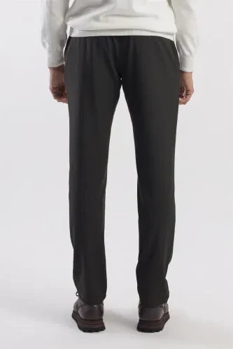 Black Comfort Fit Double Front Pleated Cargo Pants - 4