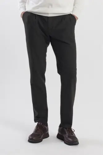 Black Comfort Fit Double Pocket Flap Pleated Side Pocket Pants 