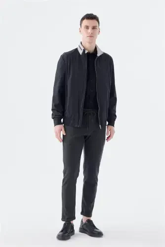 Black Comfort Fit Hooded Casual Seasonal Sports Jacket - JAKAMEN (1)