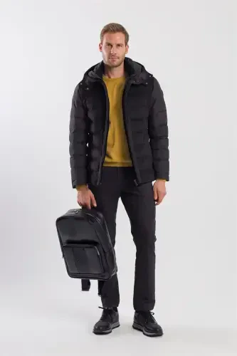 Black Comfort Fit Hooded Puffer Jacket - JAKAMEN (1)