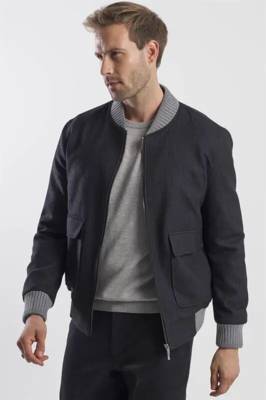Black Comfort Fit Striped Crewneck Sweatshirt - 3