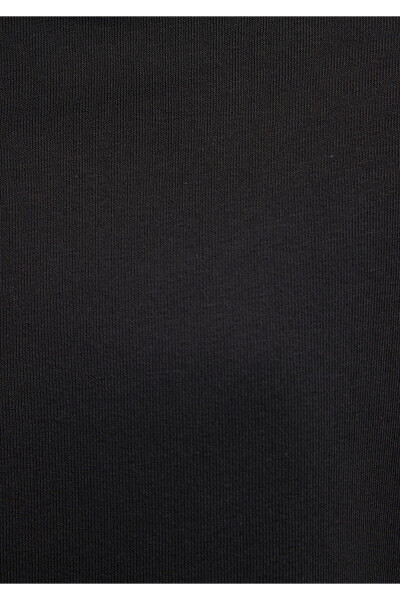 Black Crew Neck Basic Sweatshirt 1610198-900 - 14