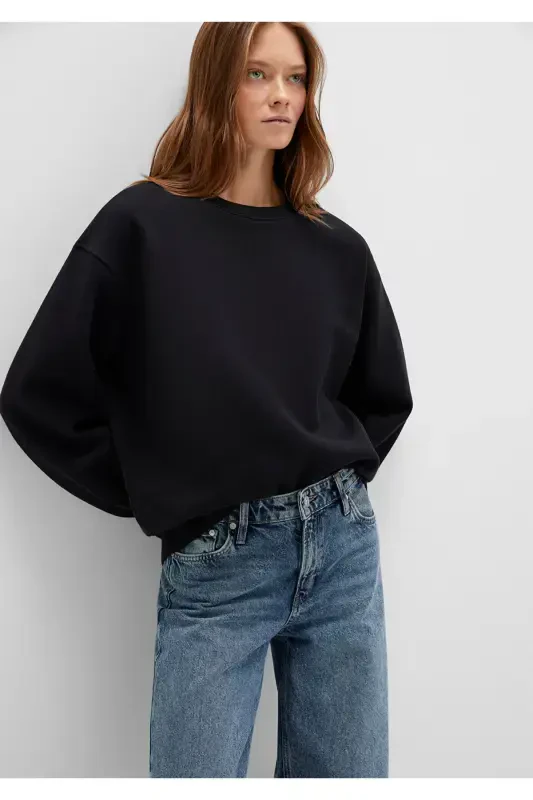 Black Crew Neck Basic Sweatshirt 1610198-900 - 1