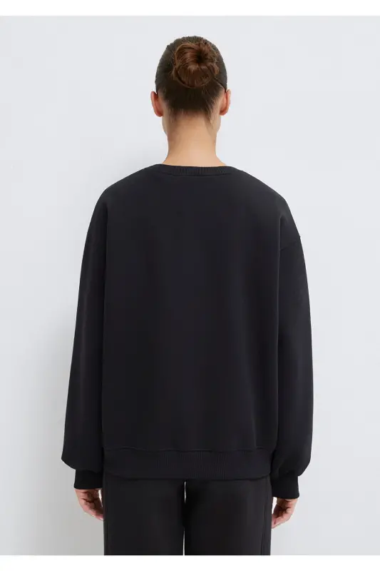 Black Crew Neck Basic Sweatshirt 1610198-900 - 6