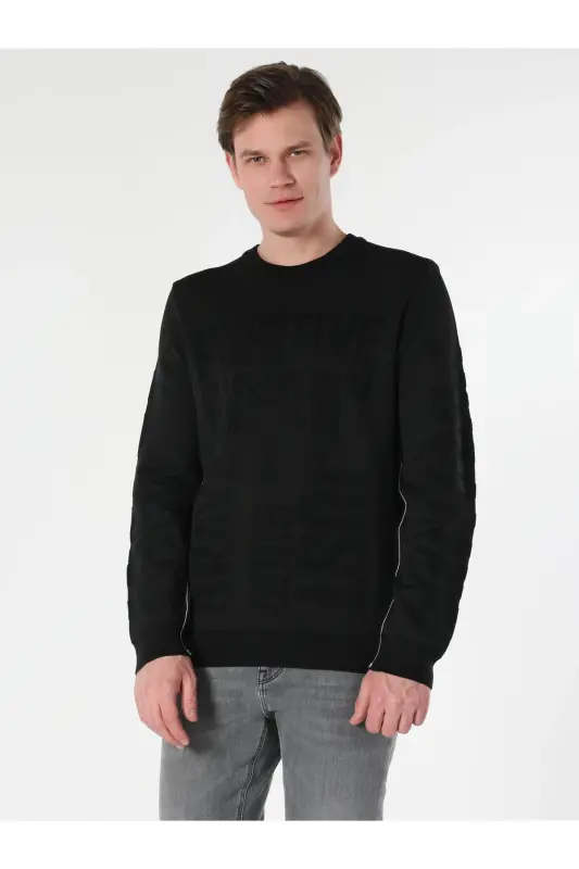Black crew neck, printed men's sweater. Regular Fit. - 4