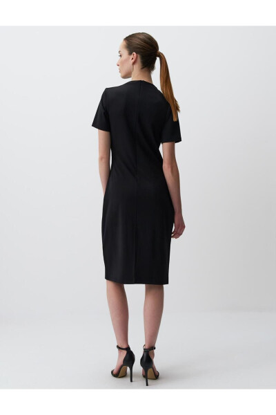 Black Crew Neck Short Sleeve Midi Dress - 20