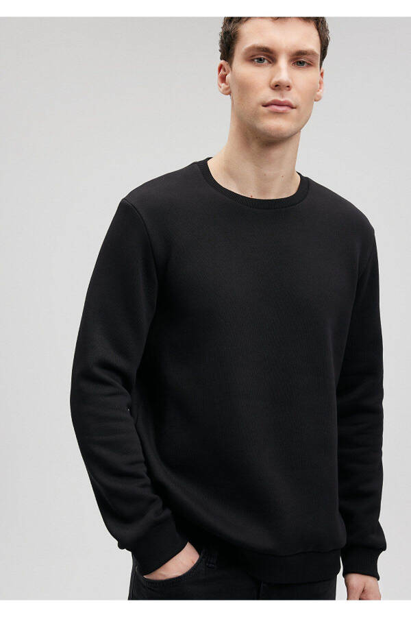 Black Crew Neck Sweatshirt 0610060-900 - 20