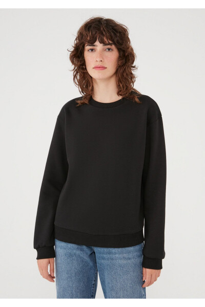 Black Crewneck Sweatshirt 8816126-900 - 3