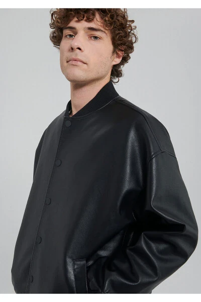 Black Faux Leather Bomber Jacket Oversize / Wide Fit 0110317-71379 - 8