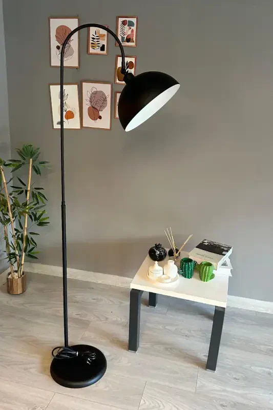 Black Floor Lamp Adjustable Head Modern Decorative Metal Living Room Study Room Lamp-black - BAMYUM