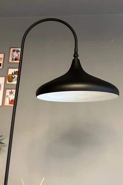 Black Floor Lamp with Adjustable Head Modern Decorative Metal Living Room Study Room - BAMYUM (1)