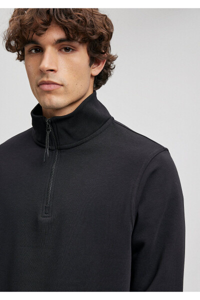 Black Half-Zip Sweatshirt 0610908-900 - 12